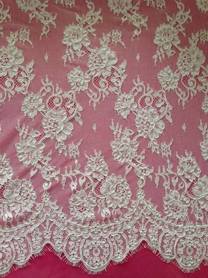 MAGIC LACE