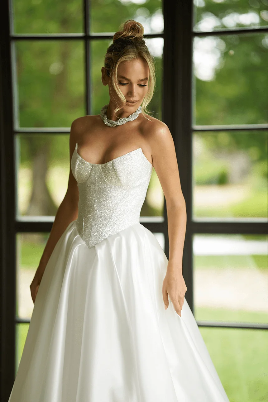 Lady White
