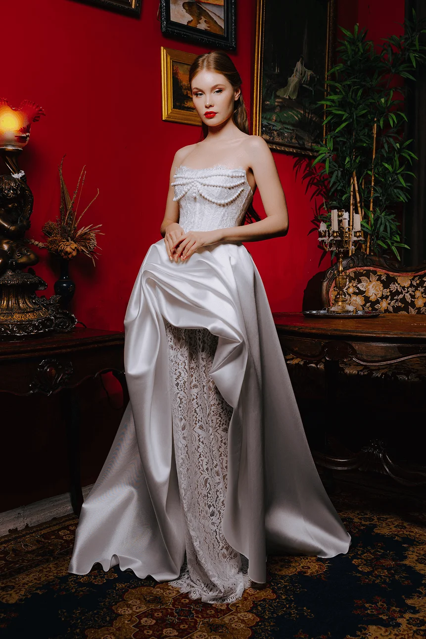 LARA BRIDAL